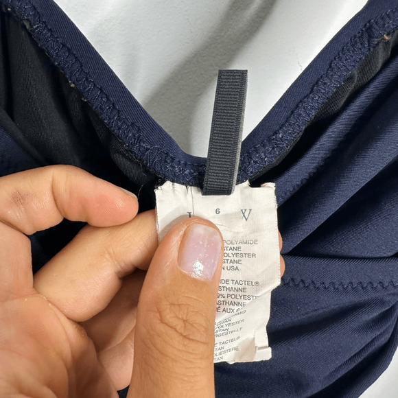 J. CREW Ruched Wrap One Piece Swimsuit Navy blue B6817 womens size 6 - Picture 6 of 8